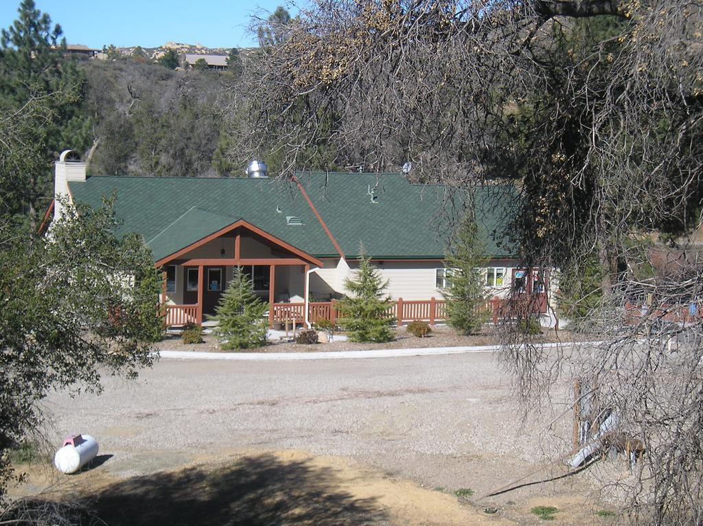 Oakzanita Springs Camping Resort Cottage 3 Descanso エクステリア 写真
