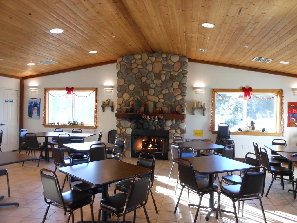 Oakzanita Springs Camping Resort Cottage 3 Descanso エクステリア 写真